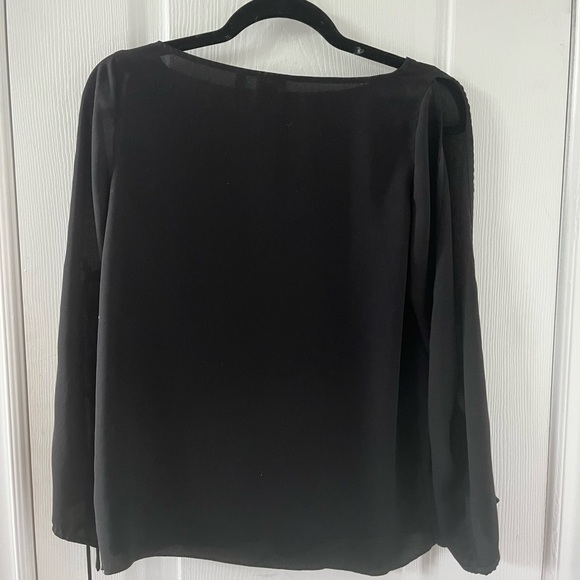 Aritzia Black Long-sleeve - Picture 2 of 4